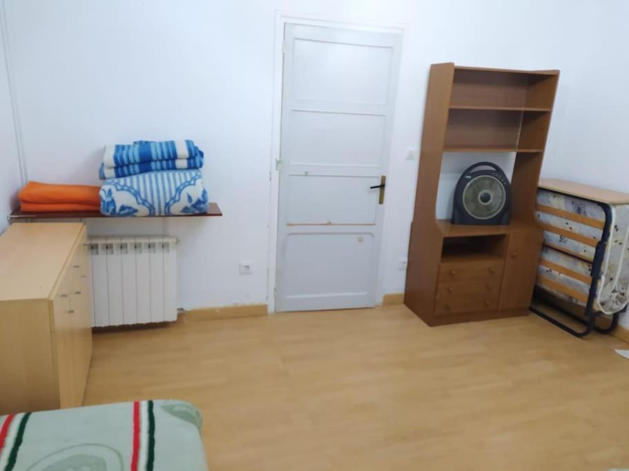 Апартаменты Amplio Piso En Centro Con Balcon Куэнка Экстерьер фото
